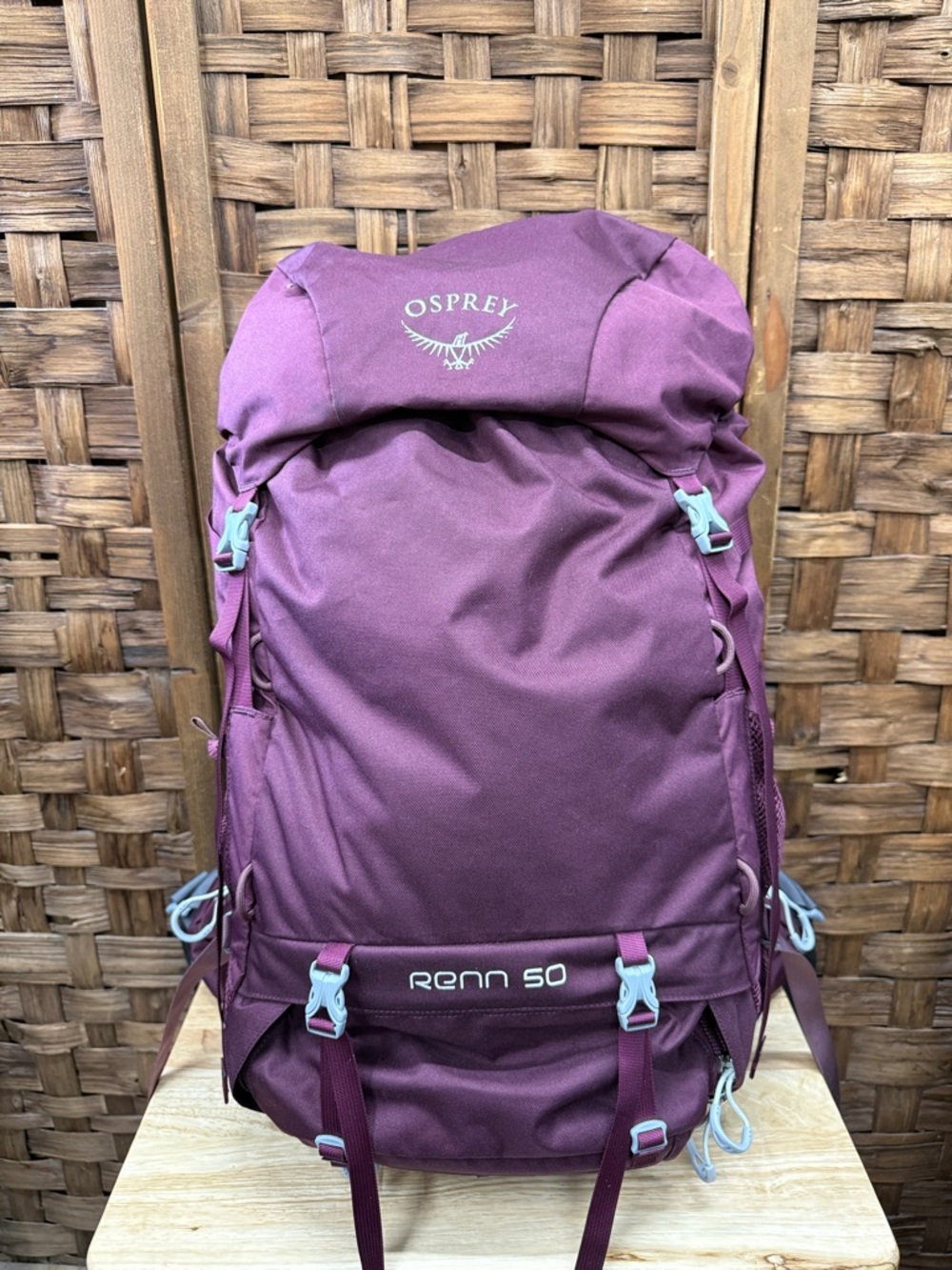 OSPREY Renn 50 Backpack in Plum with Light Gray Accents
